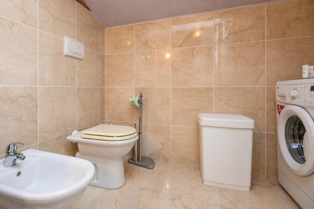 Apartment My Garda Peschiera 1
